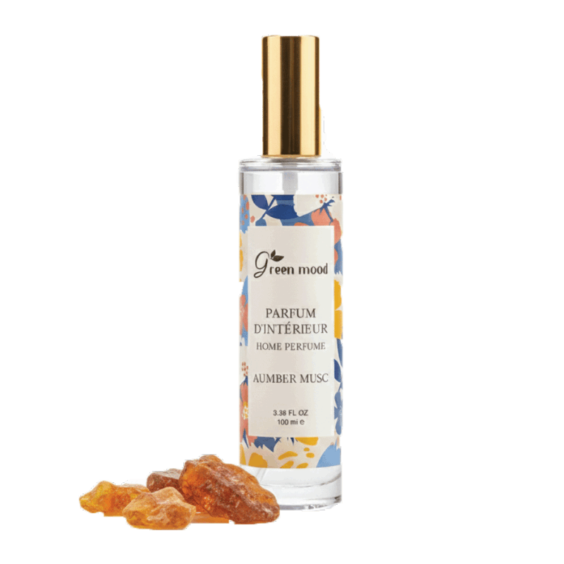 AUMBER-MUSC-PARFUME-3.png Green Mood Musk Home Fragrance – woody and enveloping room spray with warm musky notes for a relaxing, sophisticated ambiance. Parfum d’intérieur Amber & Musc Green Mood