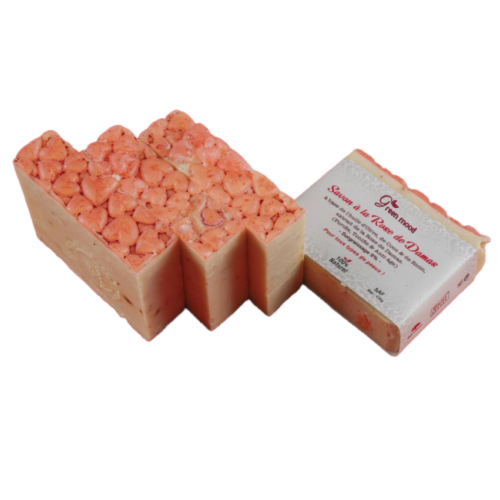 Green Mood Pink Clay Soap – natural cleansing bar with pink clay for gentle deep cleansing and soft, radiant skin. - Savon à l’Argile Rose Green Mood – savon naturel visage et corps à l’argile rose